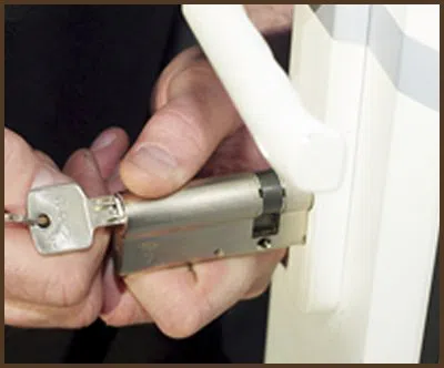Expert Locksmith Shop Cottage Grove, MN 651-273-2155 Expert Locksmith Shop Cottage Grove, MN 651-273-2155